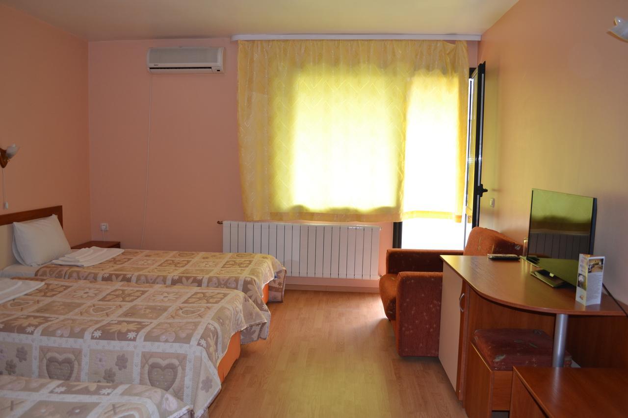 Hotel Perla Gorna Orjahovica Esterno foto
