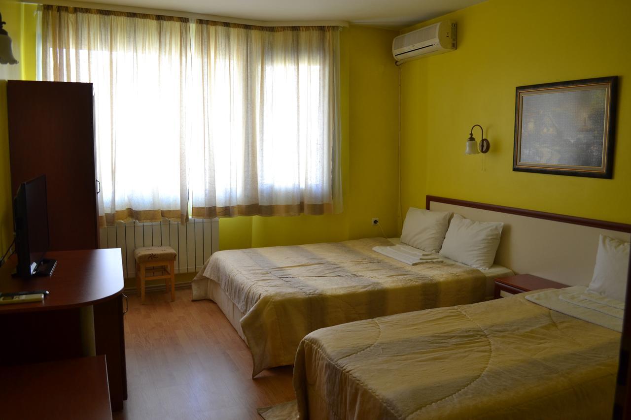Hotel Perla Gorna Orjahovica Esterno foto