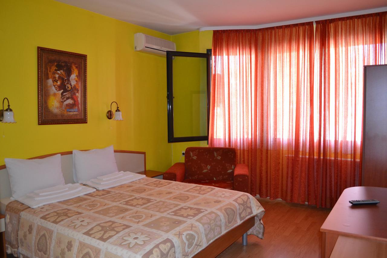 Hotel Perla Gorna Orjahovica Esterno foto